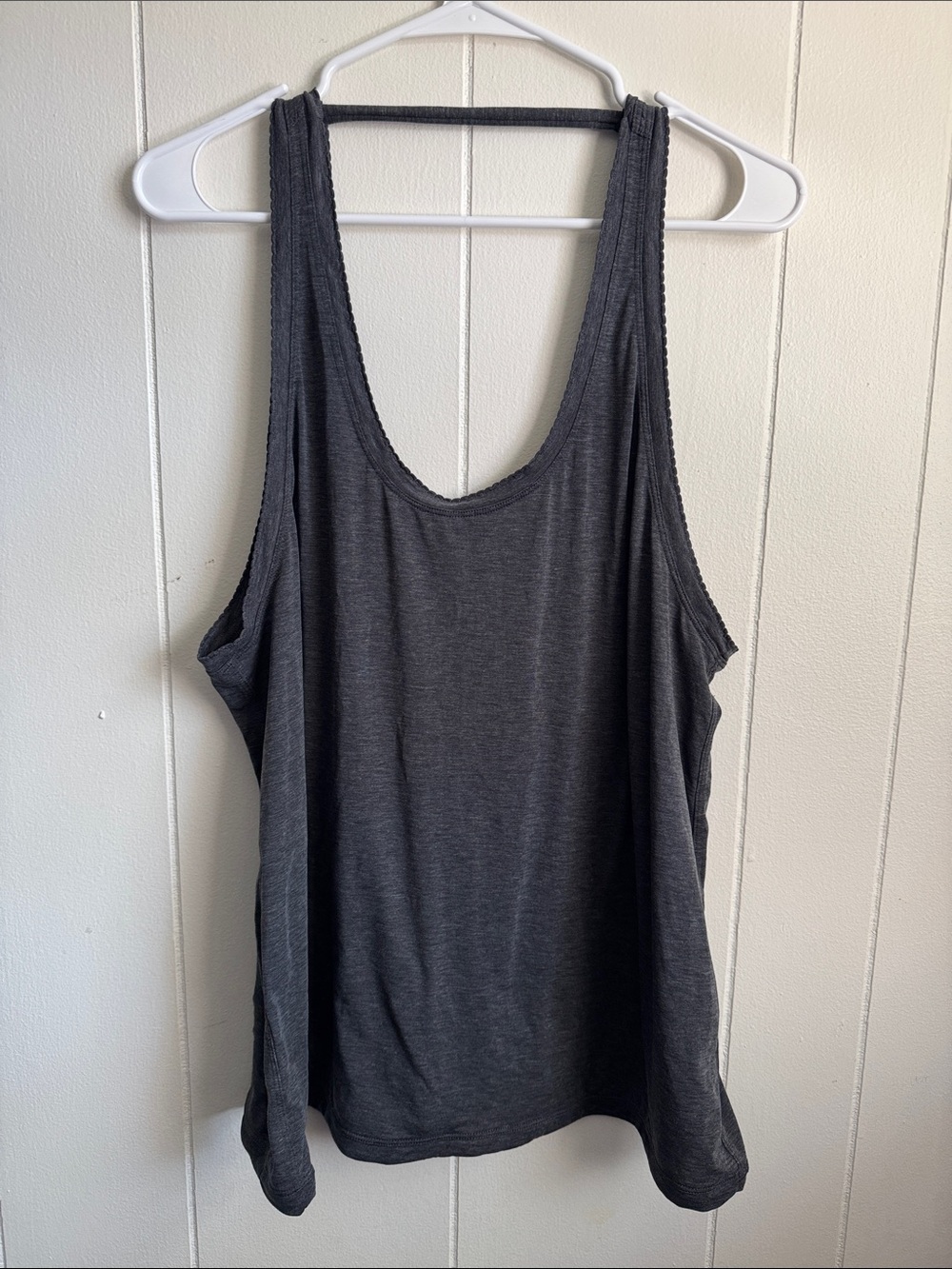 lululemon athletica Dark Carbon Ease of It All Tank Top Sz L